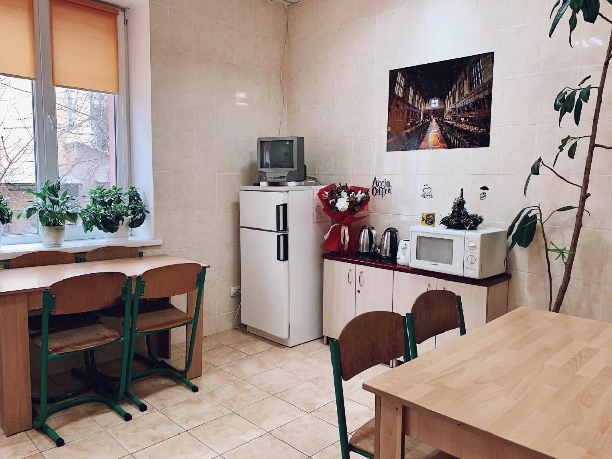 У Поттера Hostel Ternopil Exterior photo