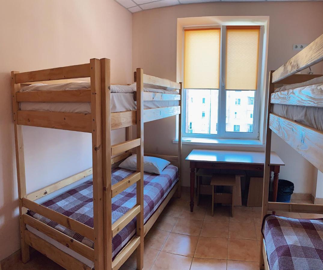 У Поттера Hostel Ternopil Exterior photo