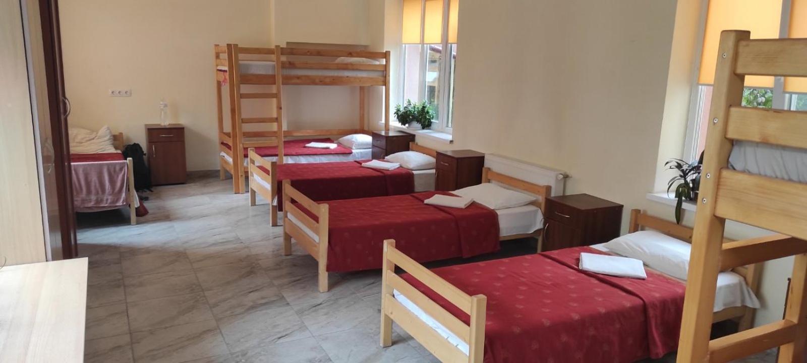 У Поттера Hostel Ternopil Exterior photo