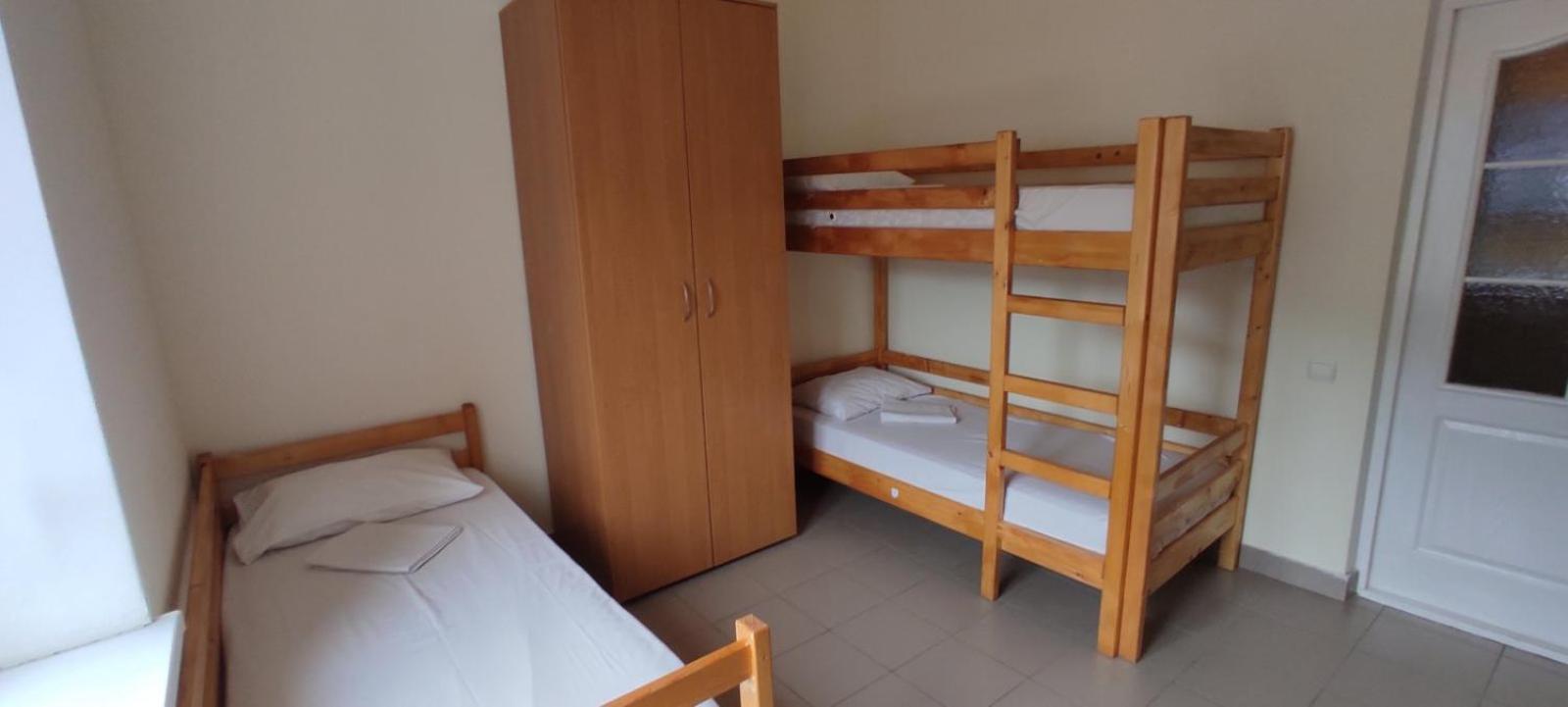 У Поттера Hostel Ternopil Exterior photo